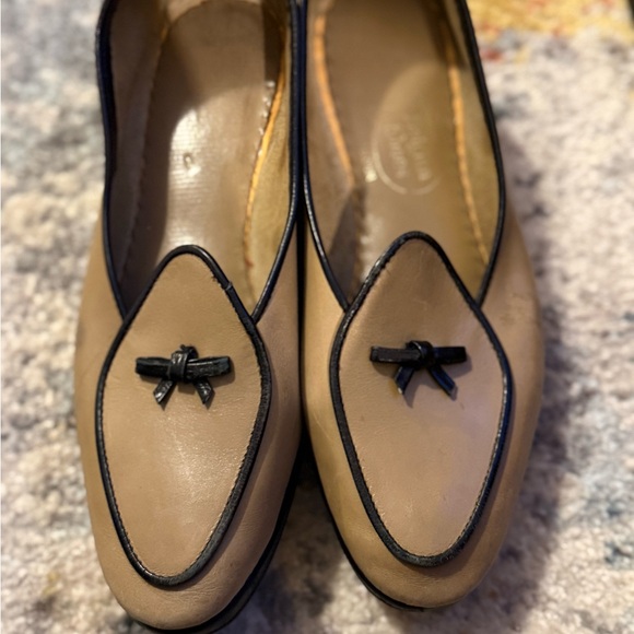 Belgian Shoes Shoes - Chic Tan Loafers Travelette with Black Bow Accent Belgian Shoes